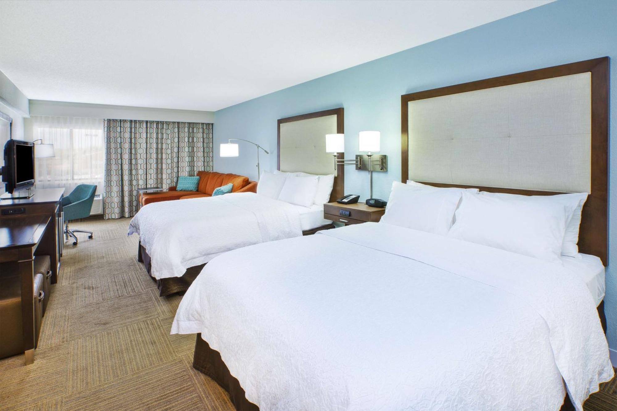Hampton Inn Гейлорд Экстерьер фото