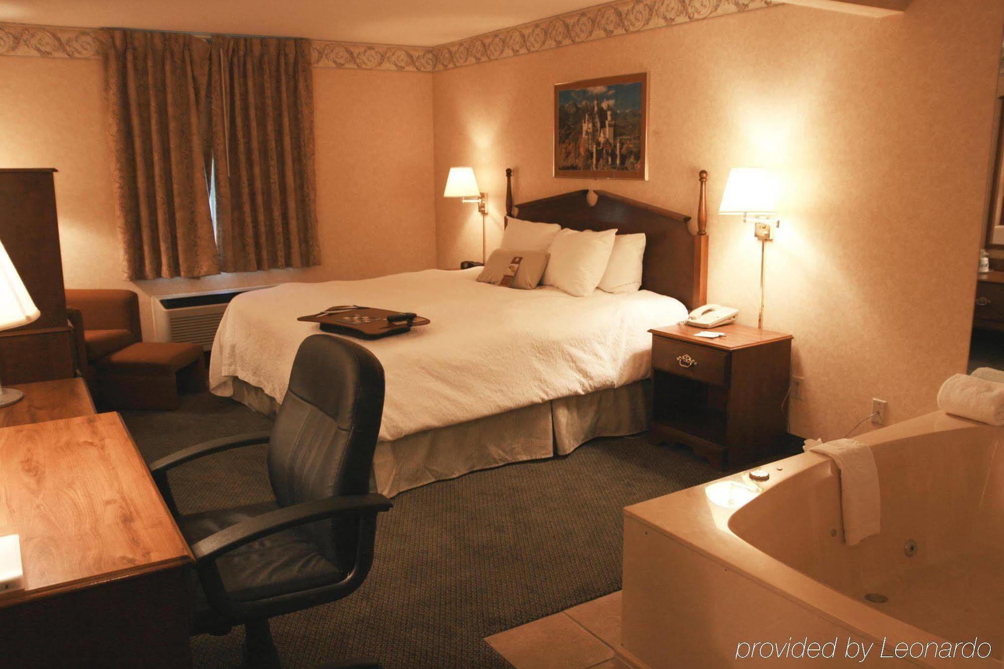 Hampton Inn Гейлорд Номер фото